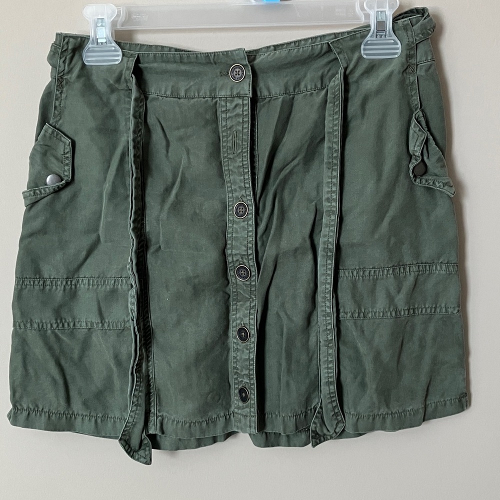 A&F Olive Green Women's Cargo Skirt